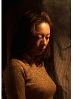 【騎乗位♡】歌舞伎町でカウンターしかない小さなのみ屋を営む美人女将。昭和の雑多な新宿で客引きの男と借金取りに追われる男との官能ポルノドラマ！｜h_1724p135g00006